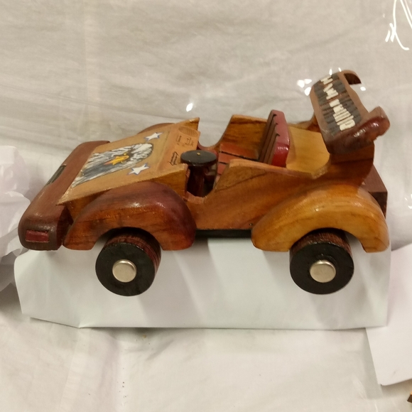 Vintage Handcrafted Wooden Antique Roadster Classical Car - Picture 3 of 13